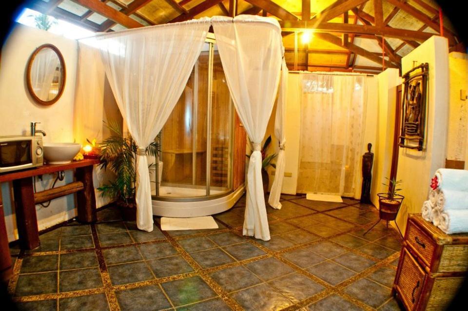Crystal Paradise Resort Spa & Winery Narra Eksteriør billede